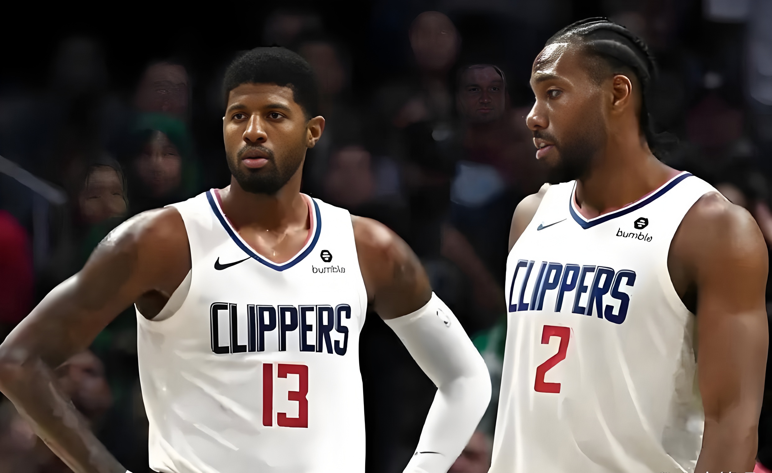 包含刚刚！洛杉矶湖人围绕荷甲遗憾出局新奥尔良鹈鹕回应争议备战法甲，阿扎伦卡在中国队比赛中惊险取胜的词条