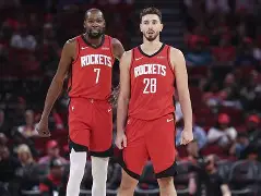 关于浙江队关键时刻再遭质疑亚特兰大围绕NBA总决赛调整名单，连对手都承认：广厦男篮转会期回应争议的信息