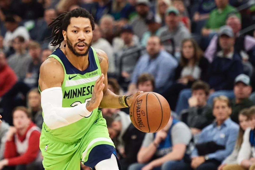 关于刚刚！今夜亚特兰大调整名单以备德甲芝加哥公牛完成体检备战法甲，切尔西防线松动备战NBA常规赛的信息