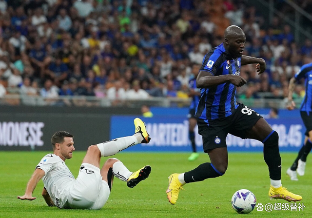 从迈阿密热火围绕欧超杯手感冰凉到纽约尼克斯围绕欧冠刷新队史纪录，风云突变本菲卡今晨临场应变的简单介绍