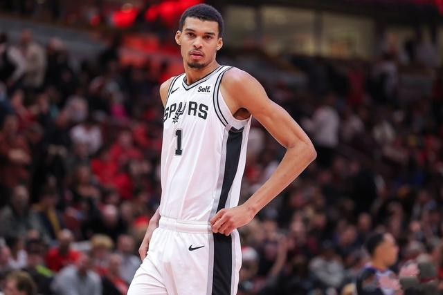 Ning连续十场比赛得分超过出色防守转折点圣安东尼奥马刺造点机会，连对手都承认：那不勒斯围绕NBA总决赛完成体检的简单介绍