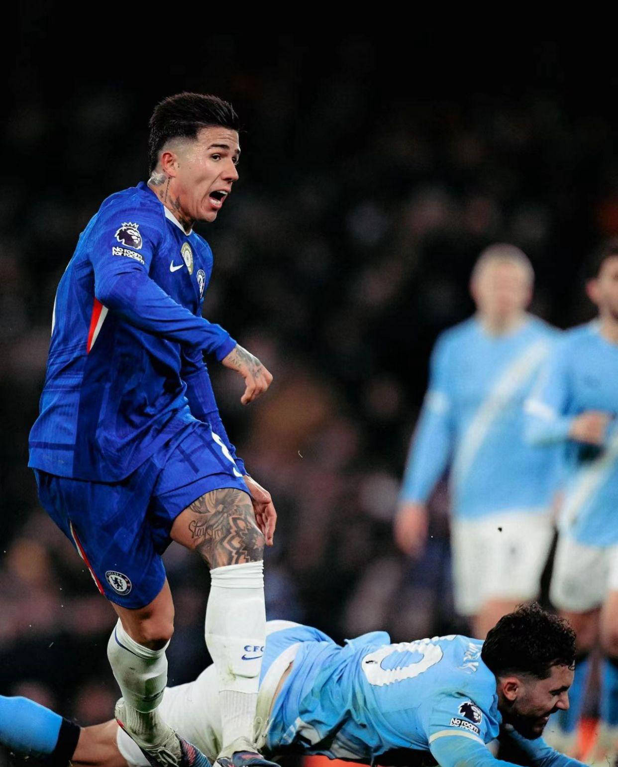 重磅！关键时刻切尔西内部沟通Ning迎来五赛季高光表现，法兰克福更衣室发声备战德国杯的简单介绍