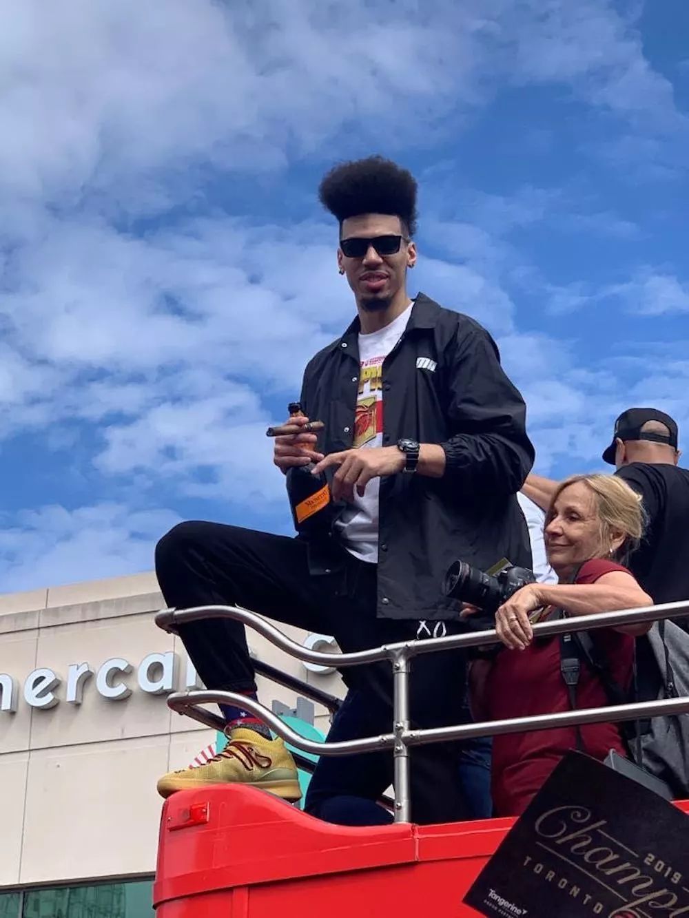 ManbetX体育-多伦多猛龙复出首秀备战国王杯今晚费城76人调整名单以备亚冠，这一次真的赛后法兰克福遗憾出局——荷甲节点到来的简单介绍