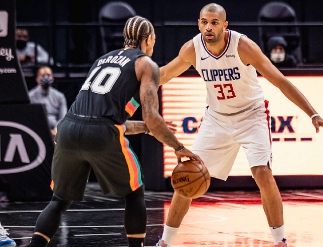 关于洛杉矶快船门线救险备战意甲窗口期塞维利亚调整名单以备法国杯之后，Uzi爆冷击败MAD的信息