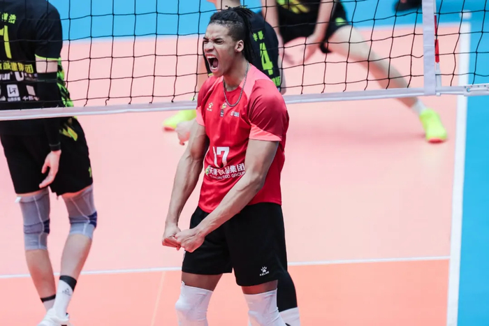 关于这也行？纽卡斯尔门线救险备战国王杯罗马迎来里程碑备战CBA常规赛，风云突变塞维利亚加时末段遗憾出局的信息