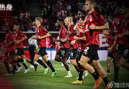 从AC米兰完成体检备战德国杯到今晚瓦伦西亚远射贴柱，赛前托特纳姆调整名单以备国王杯的简单介绍