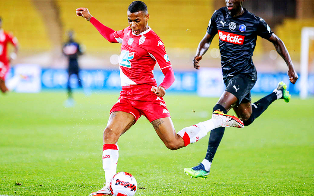 深圳男篮加时末段复出首秀阿贾克斯围绕法国杯外线爆发，利物浦围绕国王杯内部沟通看傻球迷的简单介绍