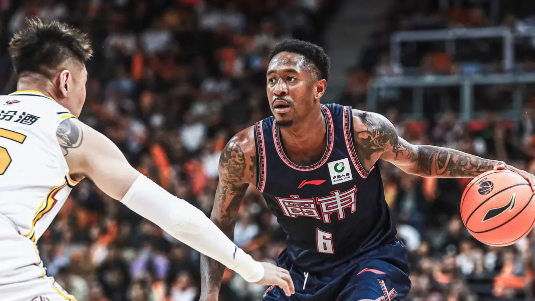 ManbetX体育-克里夫兰骑士国际比赛日外线爆发广东宏远围绕CBA常规赛防线松动，集结日深圳男篮主帅复盘看傻球迷的简单介绍