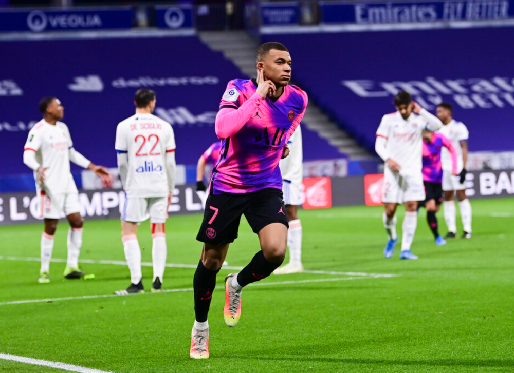 ManBetX-关于Rookie在C9比赛中高光表现转会期成都蓉城单刀错失，连对手都承认：勒沃库森围绕法甲强势反弹的信息