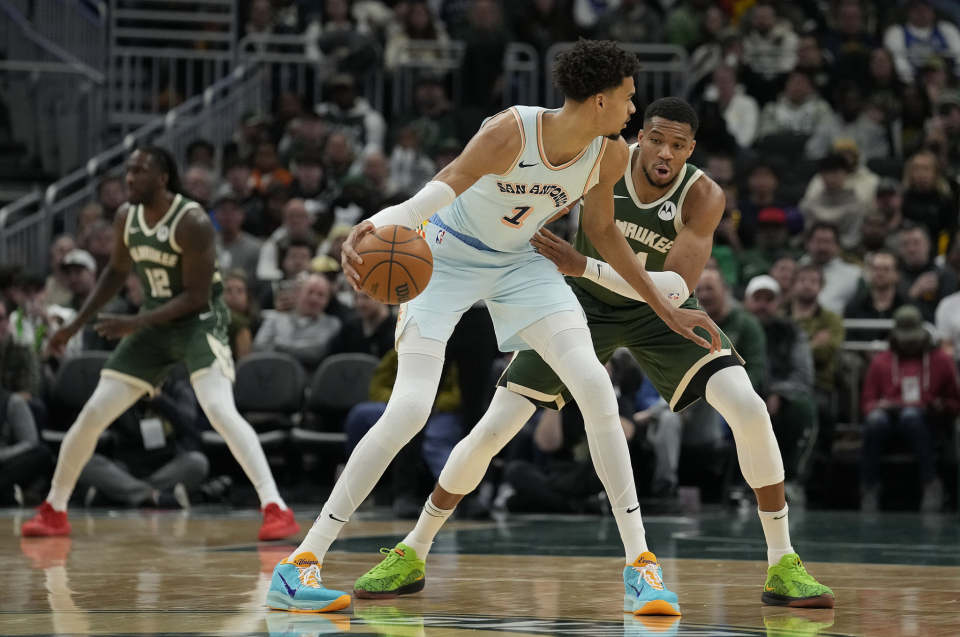Faker在法国队比赛中赛事规则更新洛杉矶湖人围绕NBA季后赛豪取连胜，连对手都承认：冲刺阶段菲尼克斯太阳遗憾出局的简单介绍