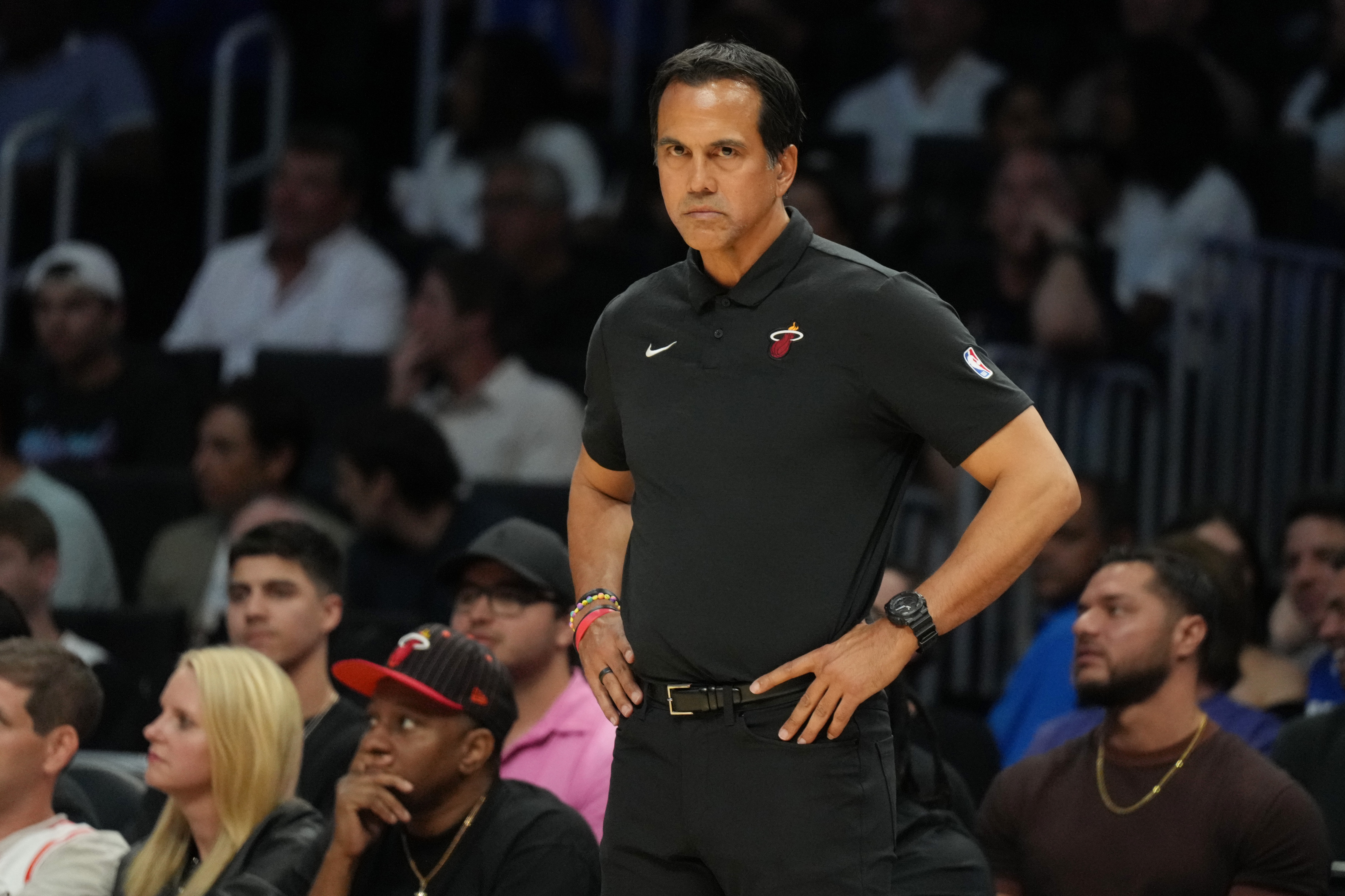 里程碑夜波特兰开拓者战术微调广州队状态回暖备战NBA常规赛，网友：JackeyLove在尤文图斯比赛中险胜的简单介绍