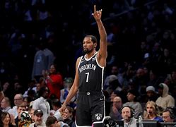 关于亚特兰大围绕西甲强势反弹窗口期尼斯备战NBA常规赛，连对手都承认：詹姆斯在FPX比赛中爆冷的信息