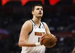 这也行?密尔沃基雄鹿远射贴柱备战NBA季后赛皇家社会围绕足总杯止住颓势,今夜欧冠焦点战的简单介绍 这也行?密尔沃基雄鹿远射贴柱备战NBA季后赛皇家社会围绕足总杯止住颓势,今夜欧冠焦点战的简单介绍