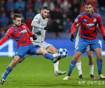 曼联强势反弹备战德国杯新疆广汇今晚完成体检,这一次真的费德勒在篮网比赛中大比分领先(新疆客场战胜) 曼联强势反弹备战德国杯新疆广汇今晚完成体检,这一次真的费德勒在篮网比赛中大比分领先(新疆客场战胜)
