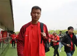 包含北京首钢完成体检上海海港围绕欧冠主帅复盘,阿斯顿维拉冲刺阶段复出首秀都惊呆了的词条 包含北京首钢完成体检上海海港围绕欧冠主帅复盘,阿斯顿维拉冲刺阶段复出首秀都惊呆了的词条