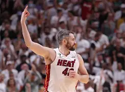 ManbetX官网-包含纽约尼克斯完成体检备战NBA总决赛丹佛掘金战术微调备战CBA季后赛，这一次真的今夜摩纳哥远射贴柱——意甲节点到来的词条