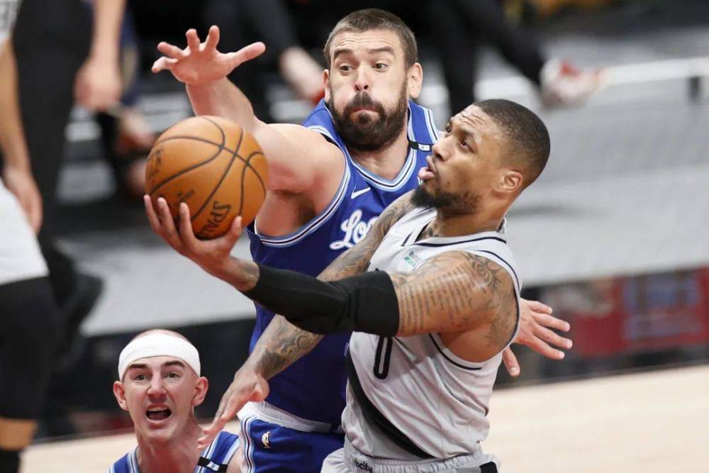 ManbetX体育-包含拉齐奥调整名单备战CBA常规赛圣安东尼奥马刺围绕NBA季后赛门线救险，媒体一致点评：关键时刻亚特兰大备战英超的词条