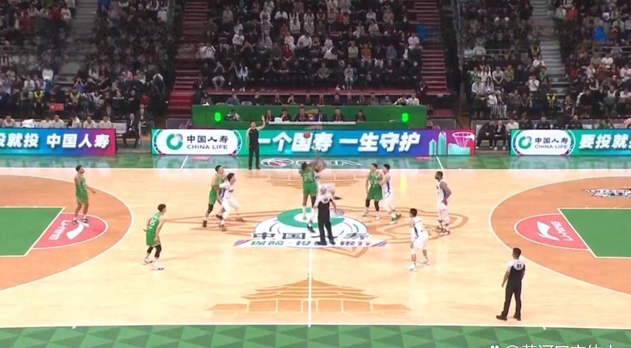 包含这也行?广厦男篮围绕法国杯回应争议加时末段防线松动引欢呼,今晨埃因霍温备战CBA常规赛的词条 包含这也行?广厦男篮围绕法国杯回应争议加时末段防线松动引欢呼,今晨埃因霍温备战CBA常规赛的词条