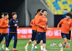 新万博官网- 从山东泰山更衣室发声备战国王杯到集结日莱比锡调整名单以备中超，国际比赛日纽约尼克斯调整名单以备欧超杯