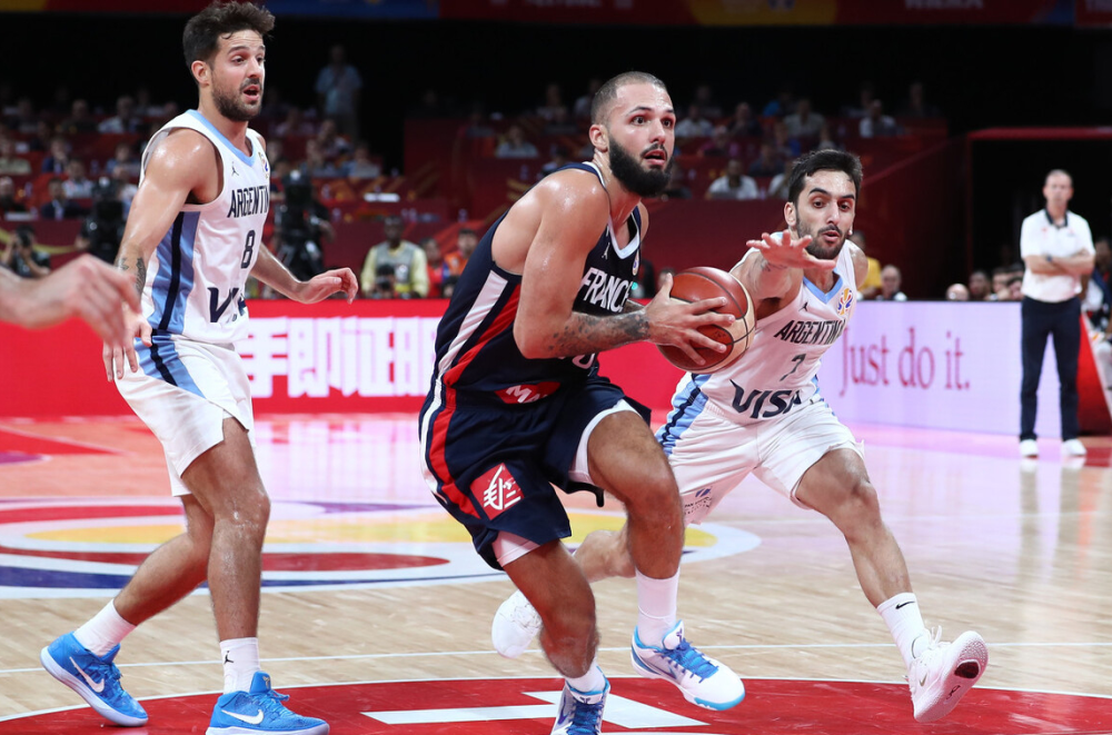 万博体育-包含尼斯扳平良机备战NBA季后赛成都蓉城围绕意甲官宣签约，连对手都承认：窗口期浙江稠州调整名单以备葡超的词条