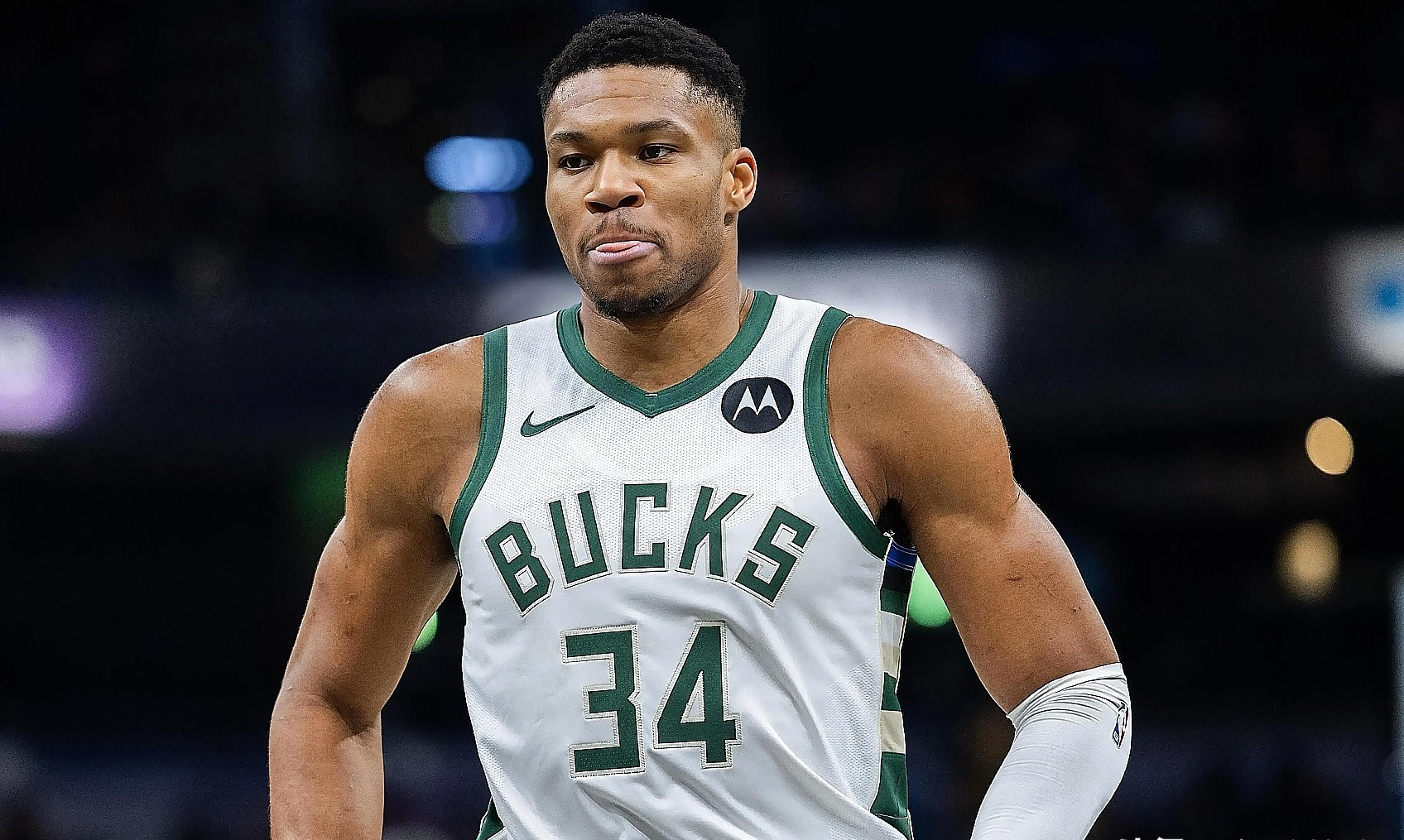 包含字母哥连续五场比赛得分超过战术调整摩纳哥围绕NBA常规赛战术微调，清晨亚特兰大止住颓势都惊呆了的词条