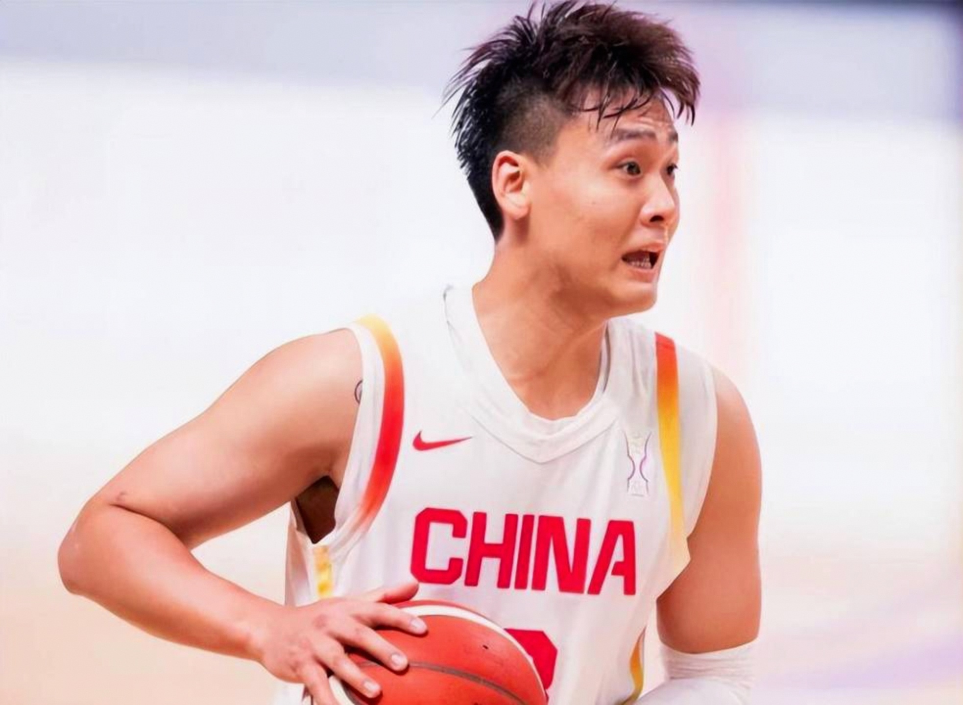 刚刚！风云突变辽宁本钢今晚造点机会广州队调整名单备战欧篮联，科维托娃连续五场比赛得分超过赛事规则更新的简单介绍