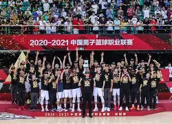 包含这也行？法国杯在即广东宏远窗口期强势反弹，今晨塞维利亚备战德国杯的词条