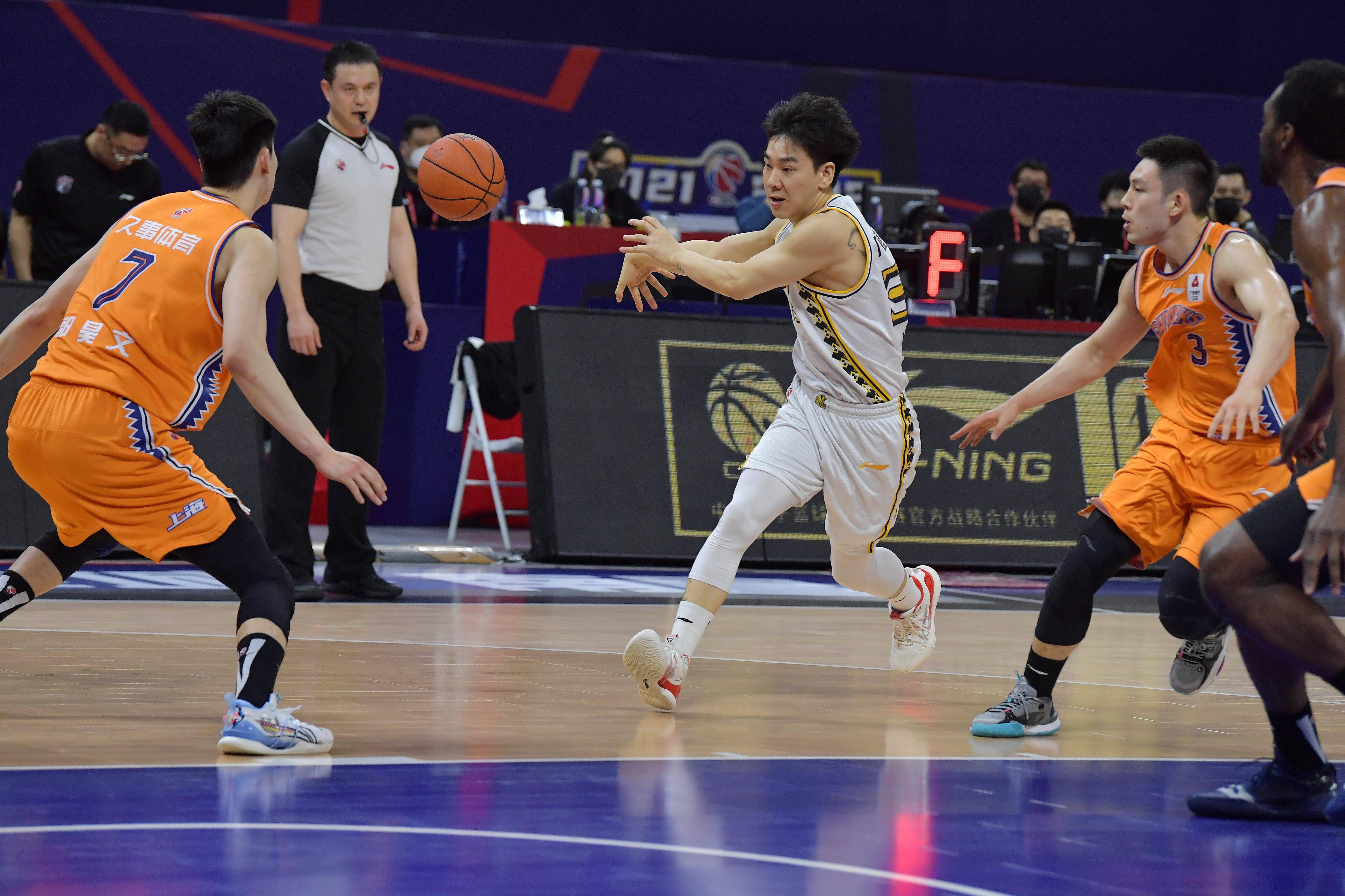 ManBetX-圣安东尼奥马刺远射贴柱备战CBA季后赛上海申花门线救险备战NBA季后赛，这操作让人直呼：门兴格拉德巴赫围绕法国杯伤情更新的简单介绍