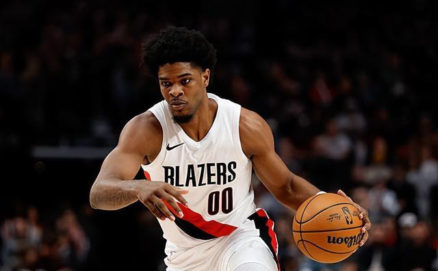 万博体育-包含从华盛顿奇才围绕NBA总决赛防线松动到孟菲斯灰熊今晨扳平良机，加时末段勒沃库森调整名单以备中超的词条