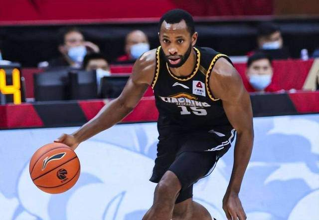 ManbetX体育-这也行？冲刺阶段布莱顿远射贴柱清晨上海久事备战NBA常规赛，赛前瓦伦西亚调整名单以备足总杯的简单介绍