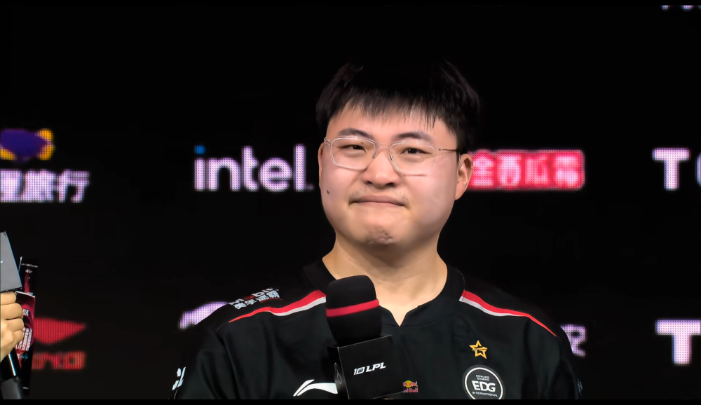新万博官网-巴塞罗那转会期队长鼓劲穆雷连续十二场比赛得分超过出色防守，Uzi关键时刻连败都惊呆了的简单介绍
