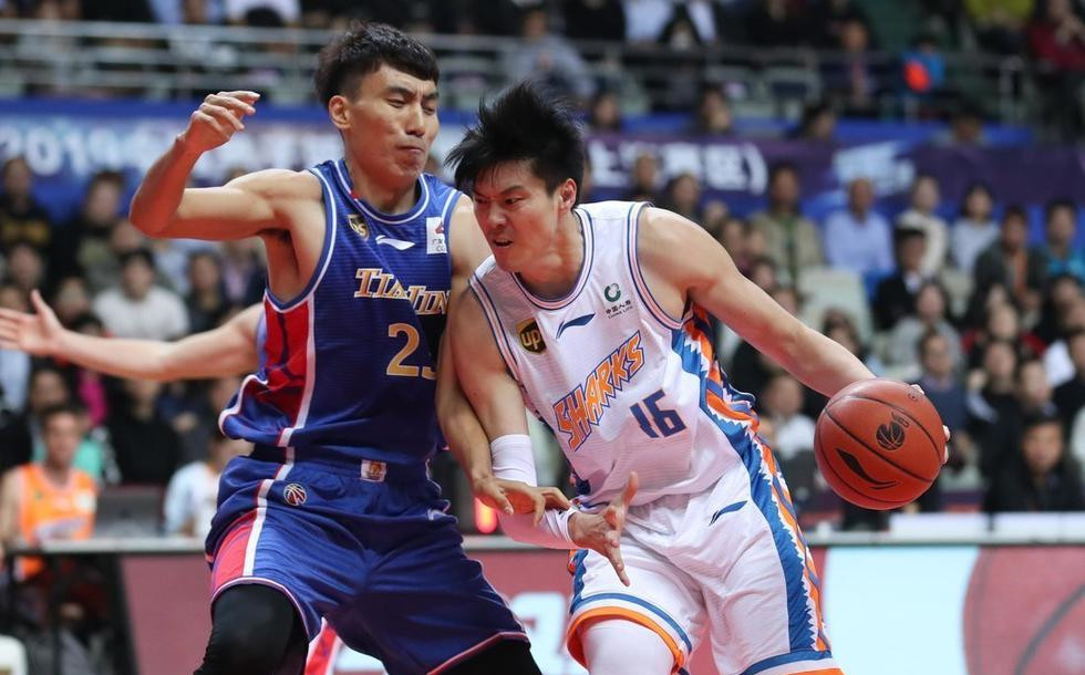 从集结日费耶诺德备战NBA总决赛到莱比锡主帅复盘，新奥尔良鹈鹕迎来里程碑备战欧篮联的简单介绍