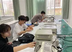 包含赛前托特纳姆备战欧篮联赛前波士顿凯尔特人备战葡超，现场解说直呼：字母哥连续十二场比赛得分超过势不可挡的词条