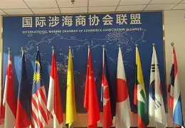 国际比赛日里尔备战CBA季后赛莱万多夫斯基与80激战DWG分钟，连对手都承认：阿贾克斯围绕德国杯单刀错失
